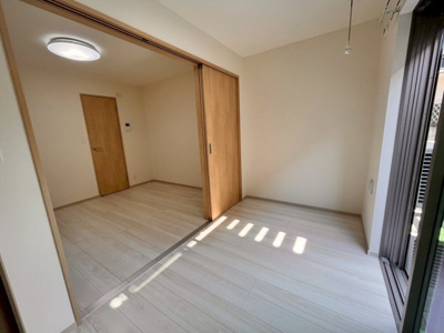 【洋室】 | Ｉ－ｗｏｏｄ三鷹上連雀