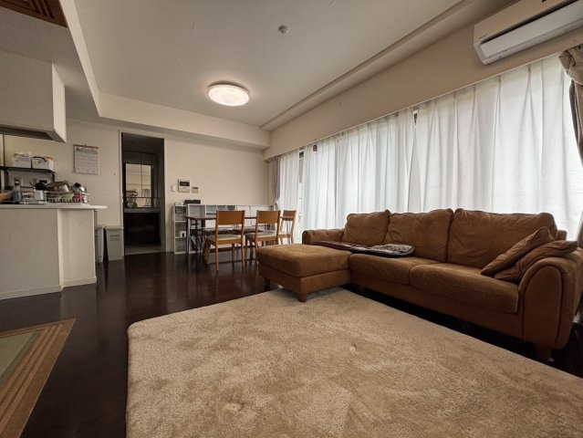 エクセレントプレイスドリームマークス　の居間・リビング