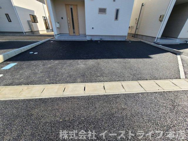 【新築戸建】　いわき市四倉町第15　価格変更！の駐車場|3号棟写真　3台駐車可能（車種による）