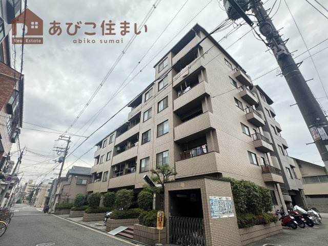 オリエンタルコートの外観