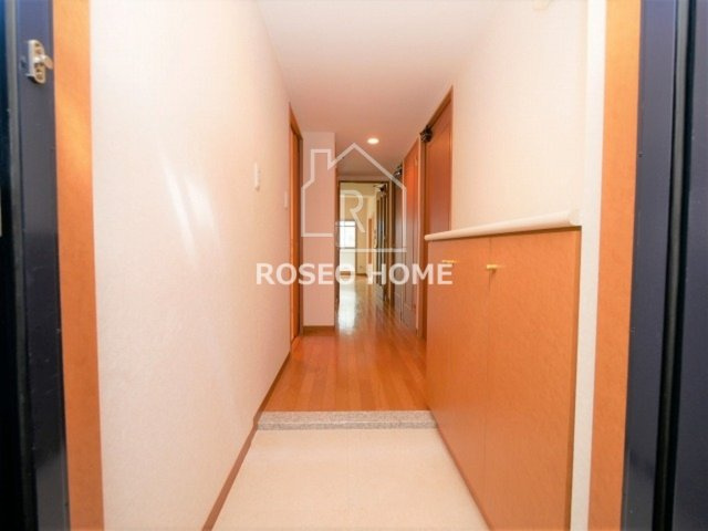 グラマシー立売堀の玄関