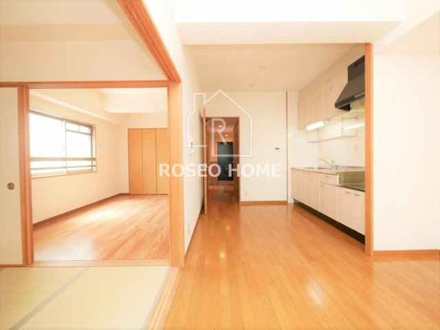 グラマシー立売堀の居間・リビング