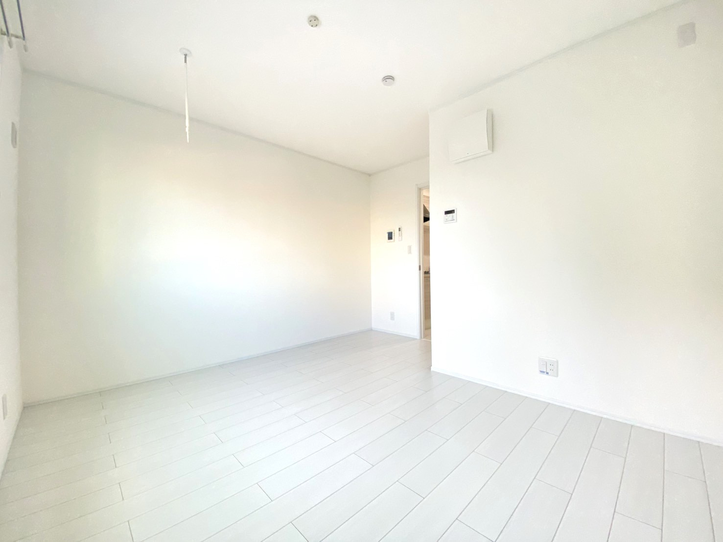 【新築】RESI大沢川原　Ⅱの居間・リビング