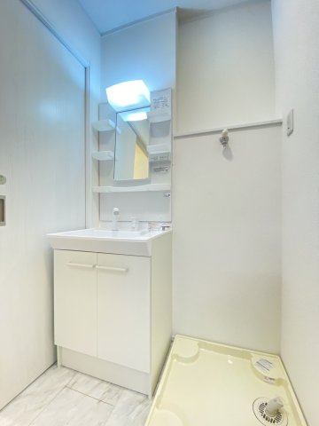 【新築】RESI大沢川原　Ⅱの独立洗面台