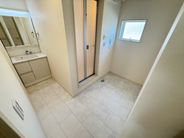 深井中町全1棟の脱衣所