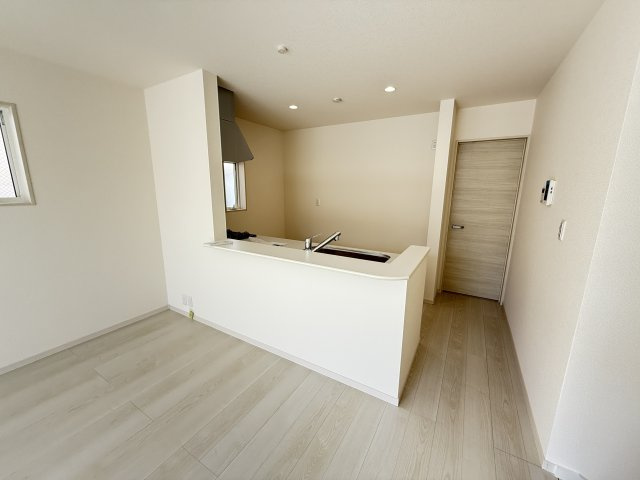 深井中町全1棟のキッチン