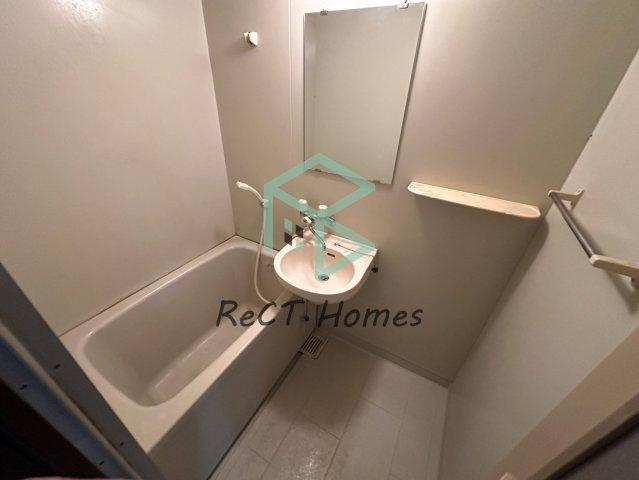 アルコ・ラ・カーサ佃町の浴室