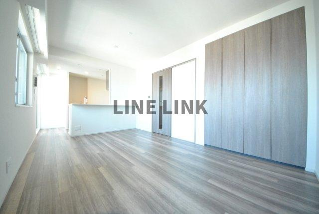 ザファインタワー梅田豊崎の居間・リビング