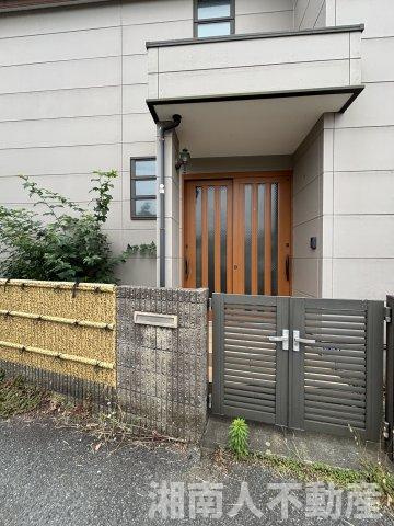 茅ヶ崎市東海岸北2丁目　戸建の玄関|玄関です