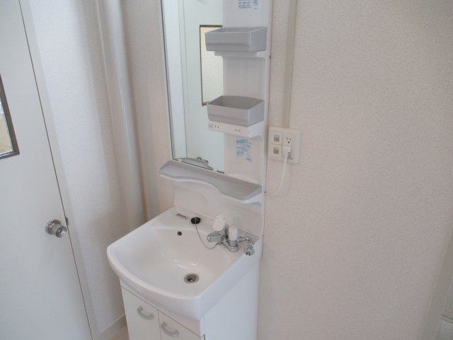 明石舞子３Ｋの洗面所|使いやすい洗面所です