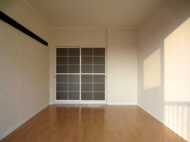 【居間・リビング】 | ハイツ山本E棟