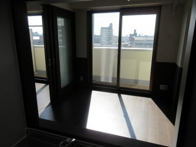 テッケルテスラの居間・リビング