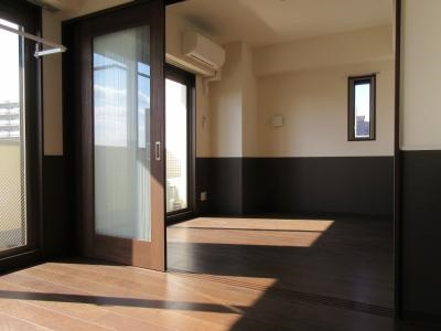 テッケルテスラの内装