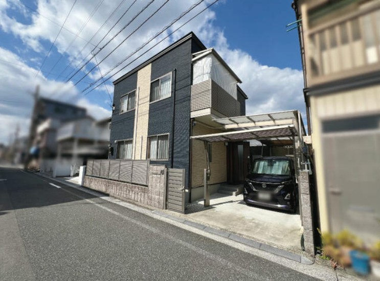高知市若松町　中古一戸建ての前面道路含む現地写真|前面道路含む現地写真です