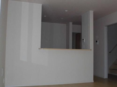 【居間・リビング】 | クレイドルガーデン横浜市金沢区六浦南第１０　８号棟