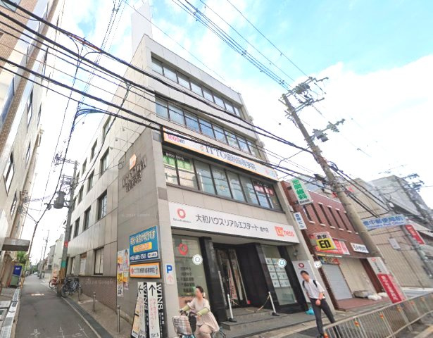 吉岡ビルの外観