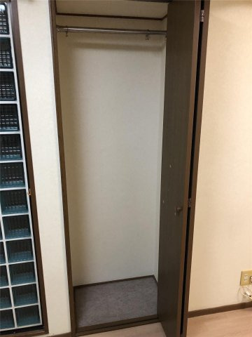 シャトー三和船場の収納