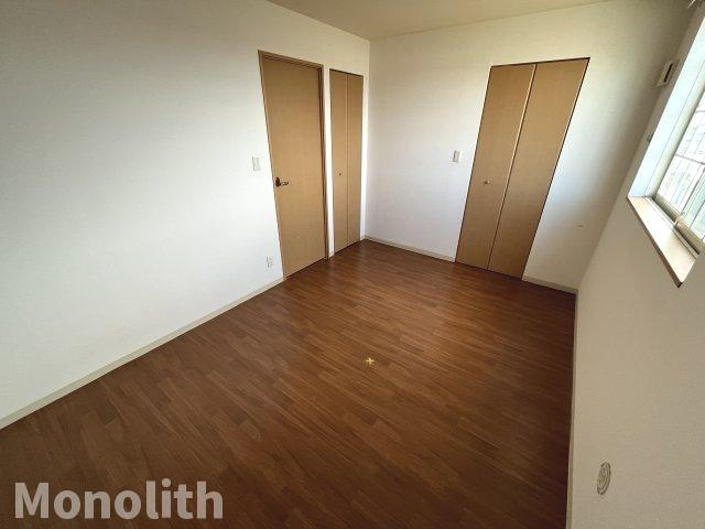 ポラールの洋室