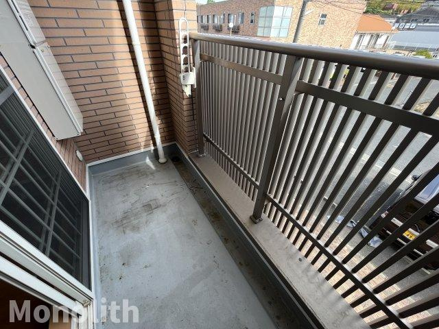 ポラールのバルコニー