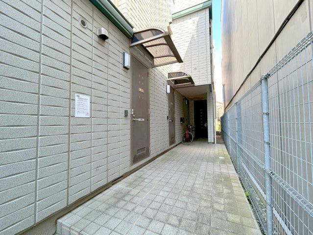 ＭＡＩＳＯＮ　ＦＵＲＵＫＩのエントランス