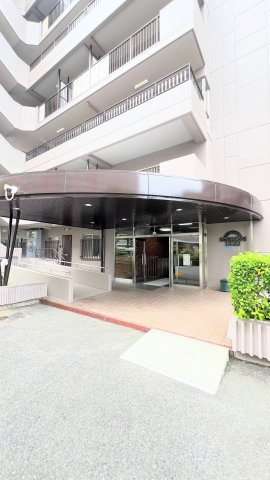 グランドメゾン新伊丹のエントランス