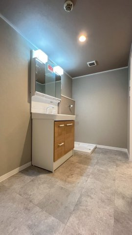 グランドメゾン新伊丹の脱衣所|脱衣場