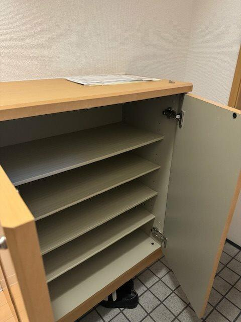 ヴィルヌーブ南棟の玄関