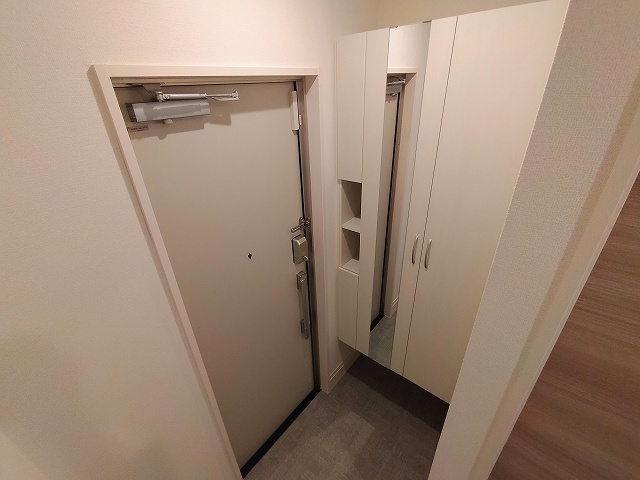 神戸市北区鈴蘭台西町５丁目のアパートの玄関|玄関