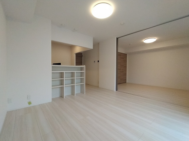 神戸市北区鈴蘭台西町５丁目のアパートの居間・リビング|リビング