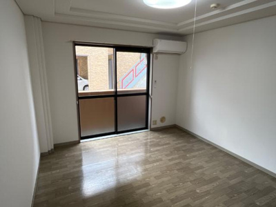 【洋室】 | エヴァーグリーン | 洋室（イメージ）