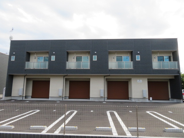 上尾市本町２丁目の倉庫