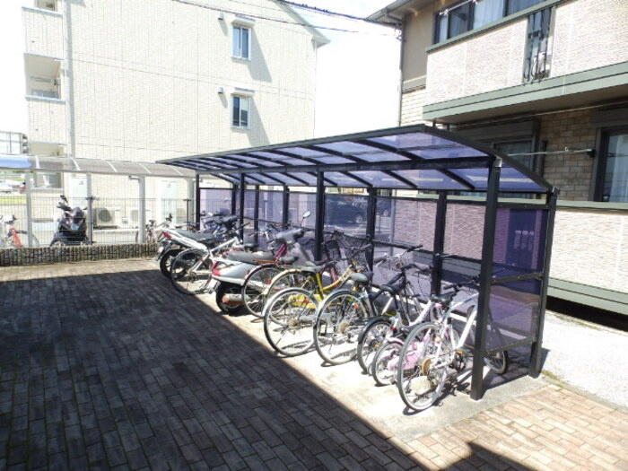 グランフェリオ B棟のその他共用部分|駐輪場