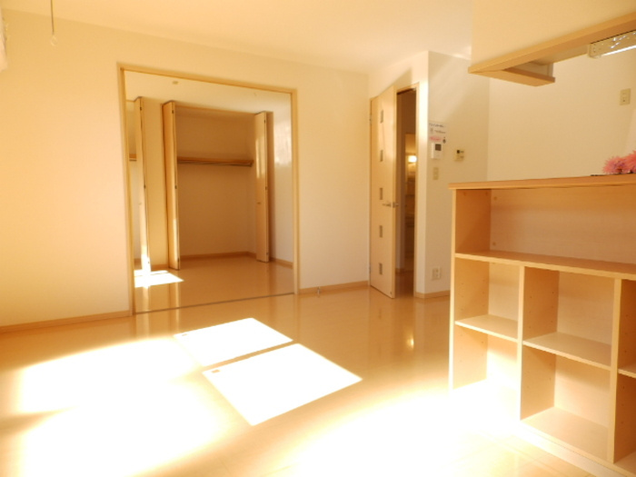 グランフェリオ B棟の居間・リビング|ＬＤＫ（エアコン付）