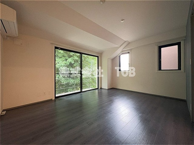 【洋室】 | ジュノ羽根木公園 | 洋室10帖②