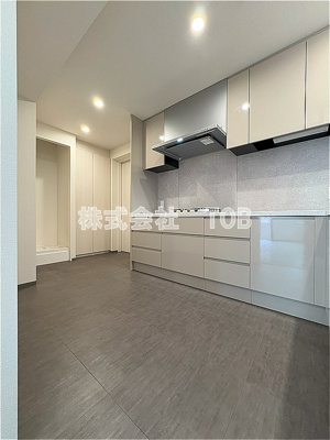 【その他】 | ジュノ羽根木公園 | キッチンスペース６帖