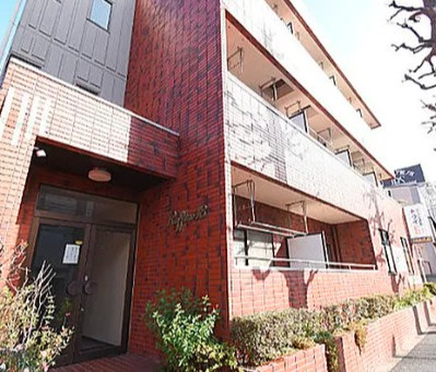 ラフィネ18のエントランス