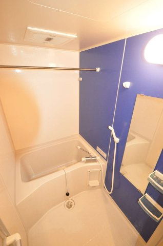 大阪市城東区中央２丁目の賃貸マンションの浴室