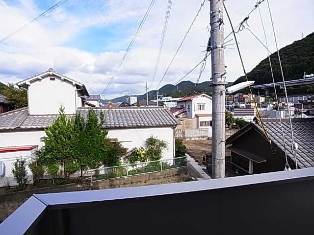 神戸市北区山田町下谷上字中段のアパートの展望