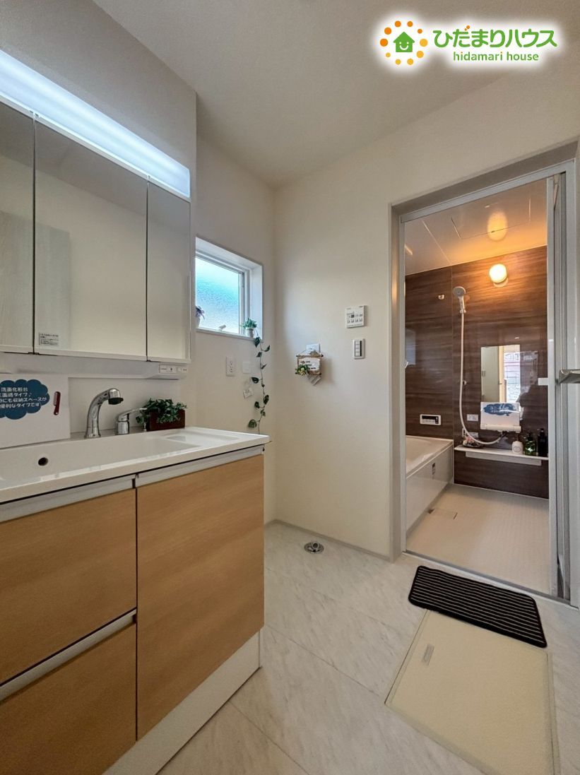 鴻巣市人形3丁目　新築一戸建て　リーブルガーデン　01のキッチン