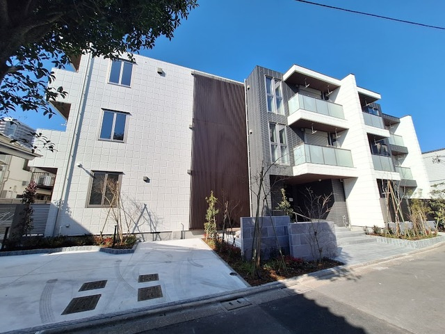 ブルーベル北大塚の外観