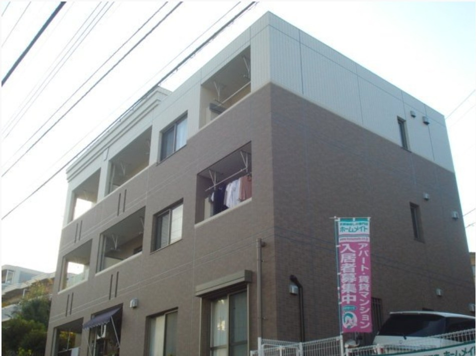 川崎市多摩区長沢４丁目の賃貸マンションの外観