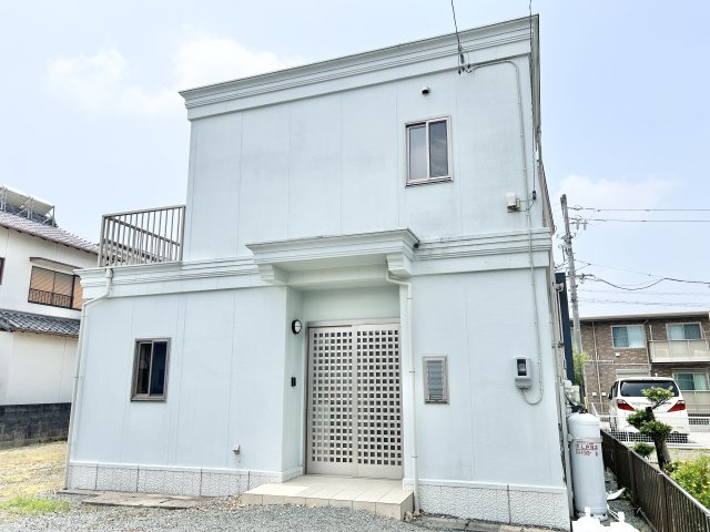 浜名区西美薗　の外観|建物の入り口を正面から撮影しました。