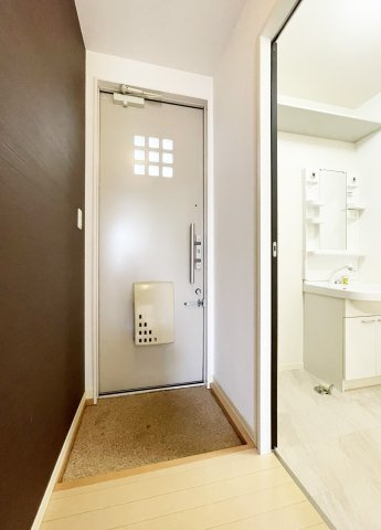 シャーメゾンリヴェール　Ｂ棟の玄関