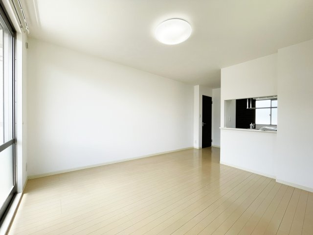 シャーメゾンリヴェール　Ｂ棟の居間・リビング