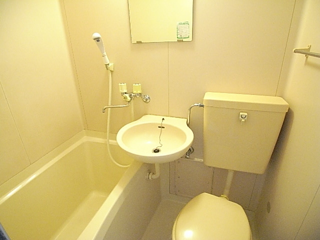 パレドール駅東の洗面所