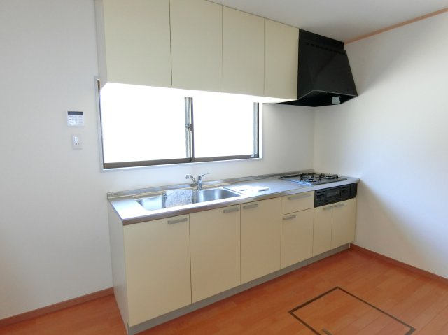 勢田貸家のキッチン