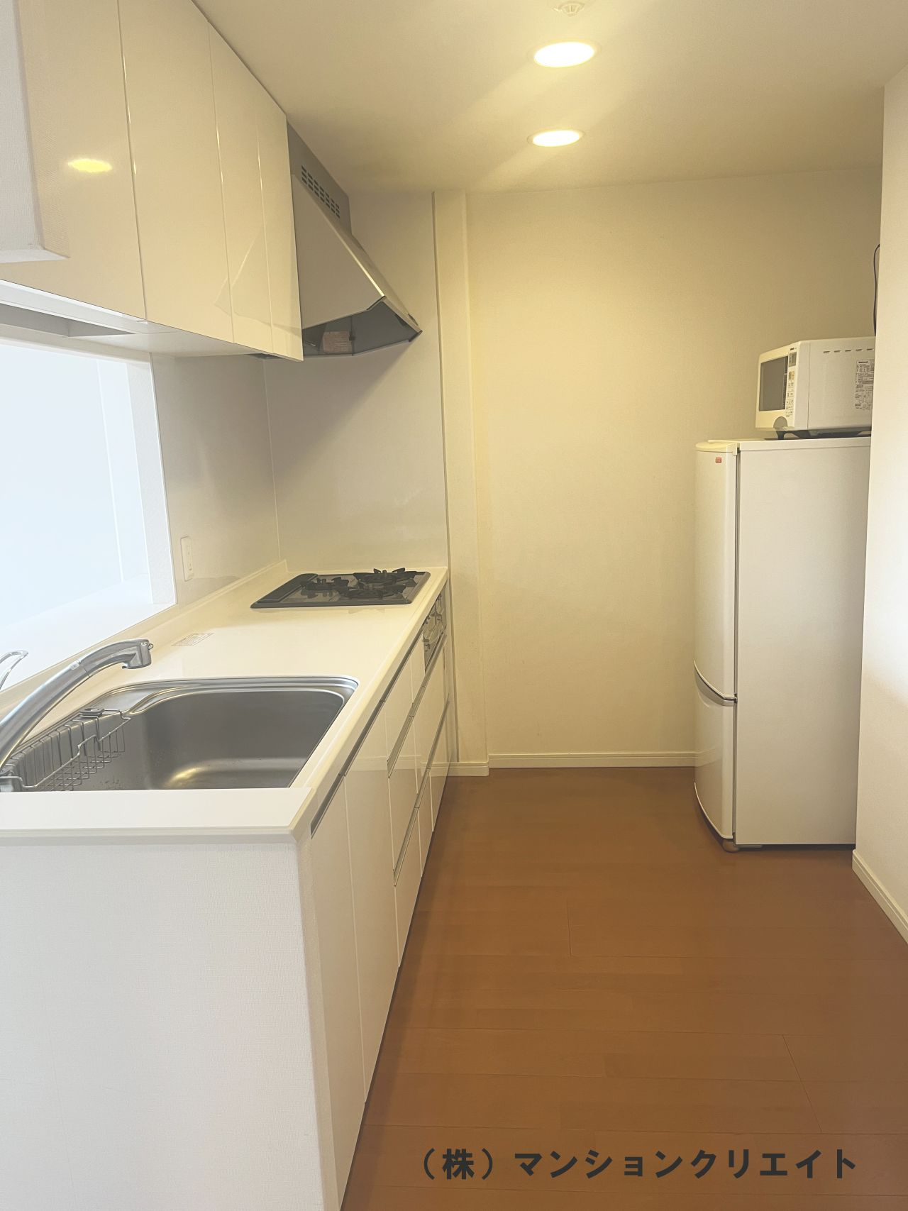 サーパス西別院のキッチン|キッチン入り口