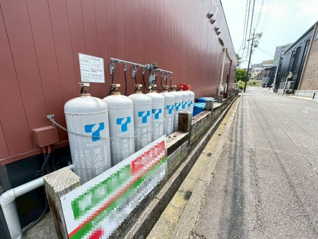 理美容プラーナ岡崎店　隣のその他