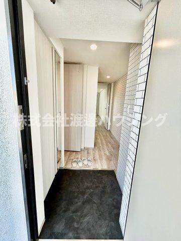 リプネスコート江坂Ⅱの玄関