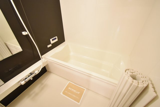 EVISTAGE甲子園の浴室